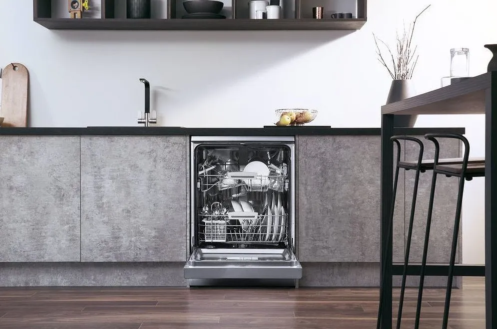 Mașină de spălat vase Hotpoint-Ariston HFC 3C41 CW X, Argintiu