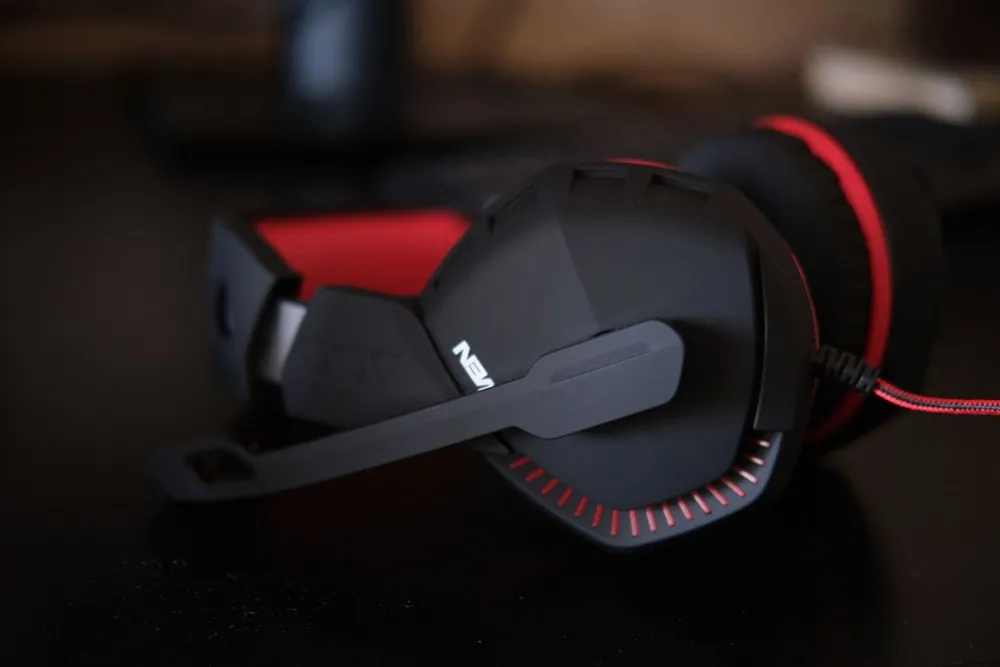 Căști gaming SVEN AP-U989MV, Cu fir, Negru/Roșu