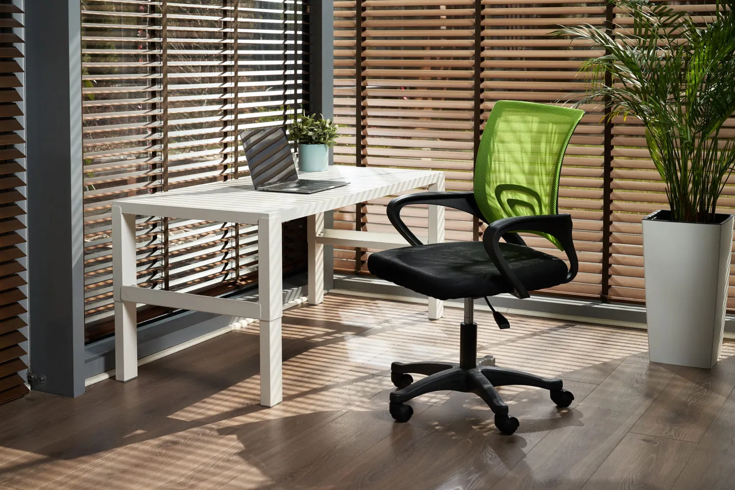Scaun de birou JUMI SMART (verde)