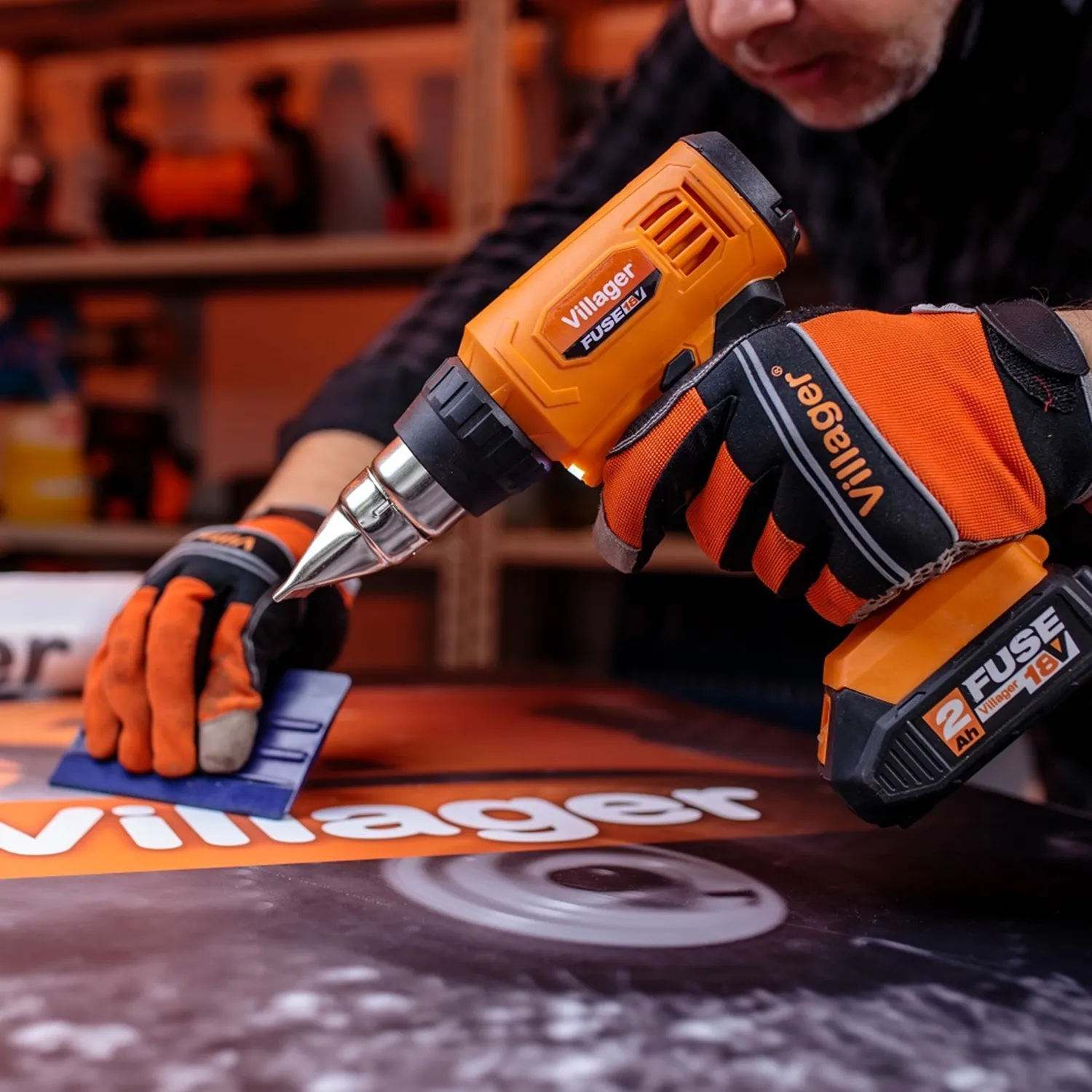 Fen industrial pe acumulator Villager FUSE VLN 9520 