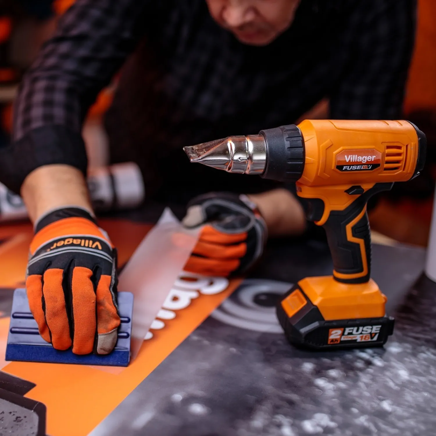 Fen industrial pe acumulator Villager FUSE VLN 9520 