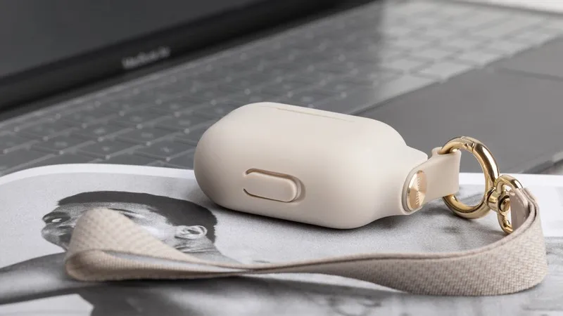 Husă Moshi Pebbo - Airpods 3, Bej