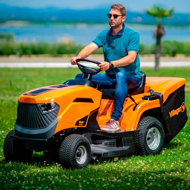 Tractor de tuns iarba Villager VT 1000 HD