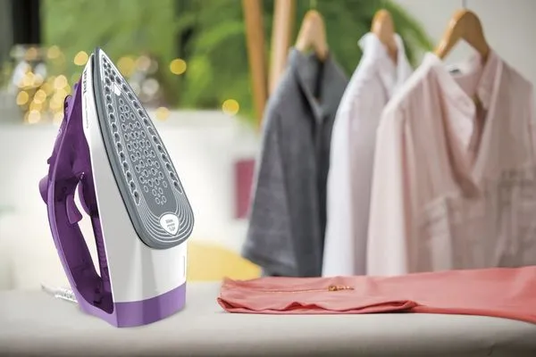 Fier de călcat Tefal FV2836E0, 2400W, Violet