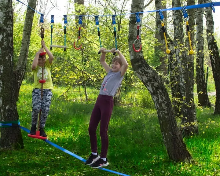 Cursa portabil cu obstacole pentru copii - JUMI 