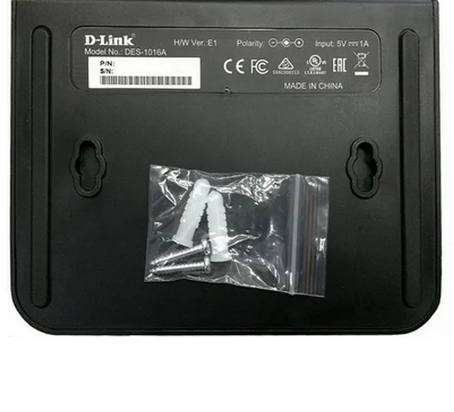 Switch de rețea D-Link DES-1016A, 16x 10/100 Mbps