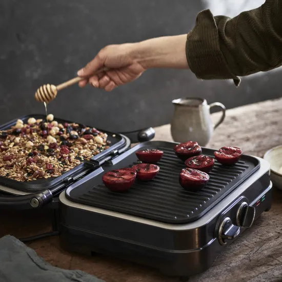 Grătar electric Cuisinart GR47BE, 1600W, Negru