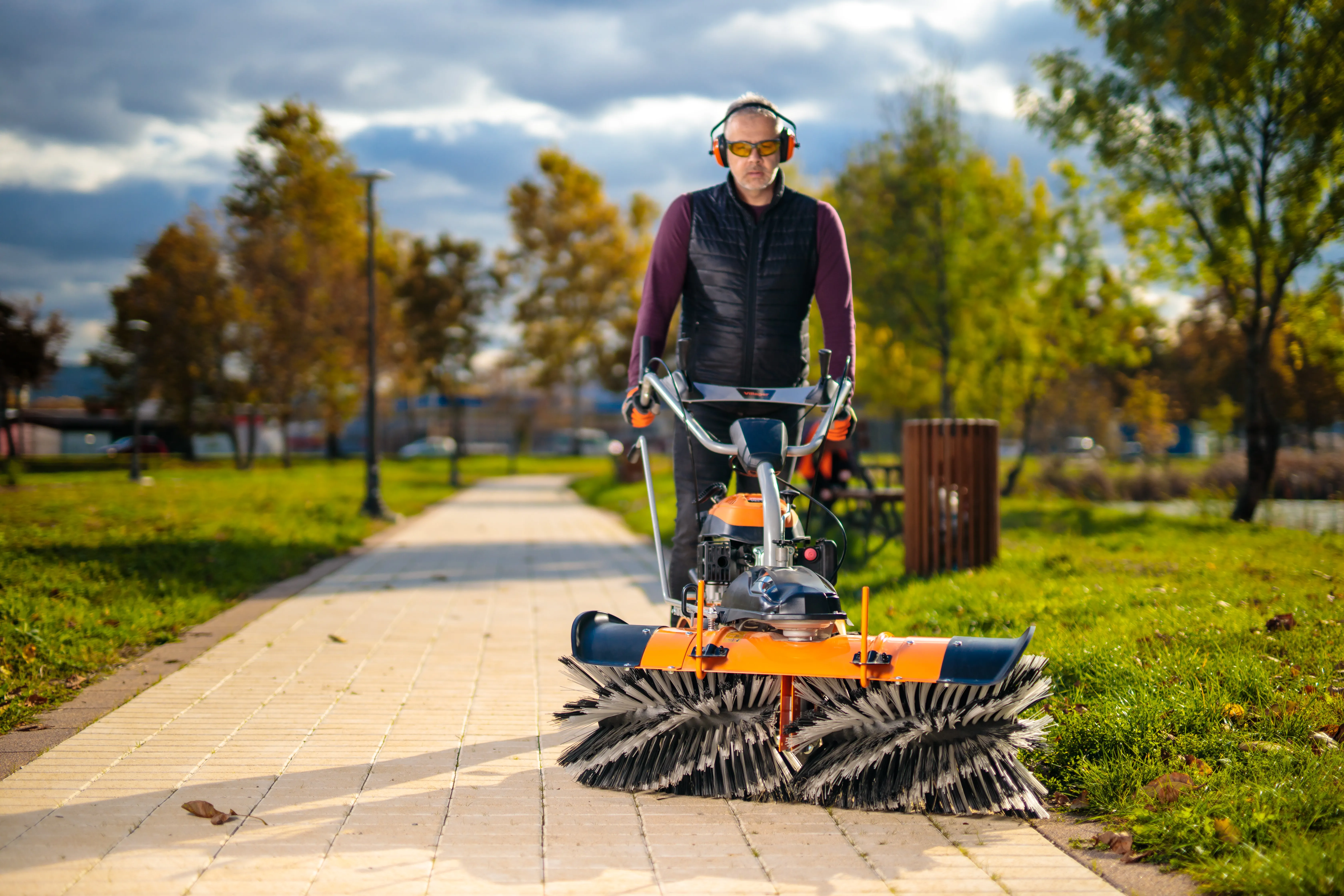 Aparat de curatare multifunctional Villager VSS 100