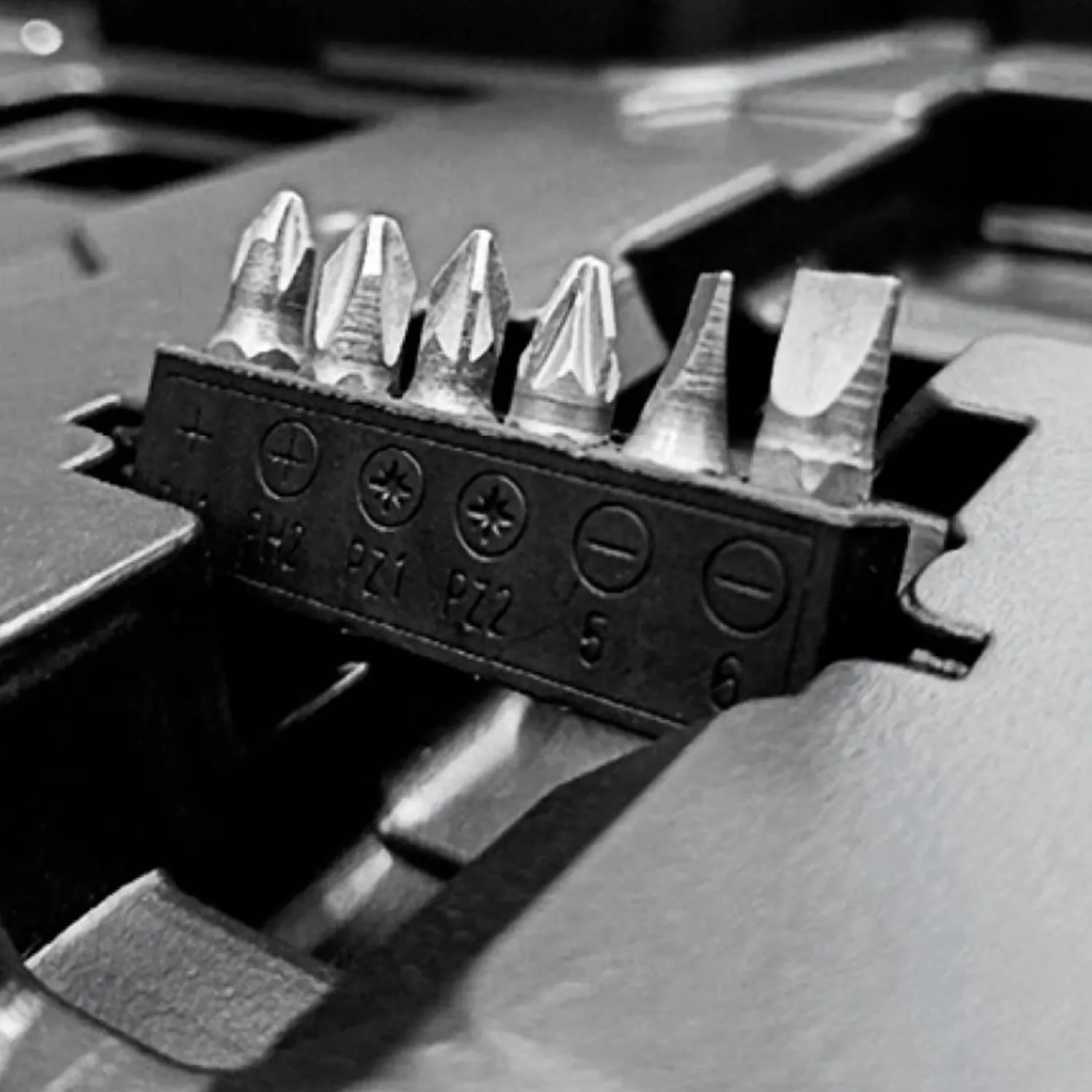 Masina de insurubat pe acumulator WOKIN 20V LI-ION