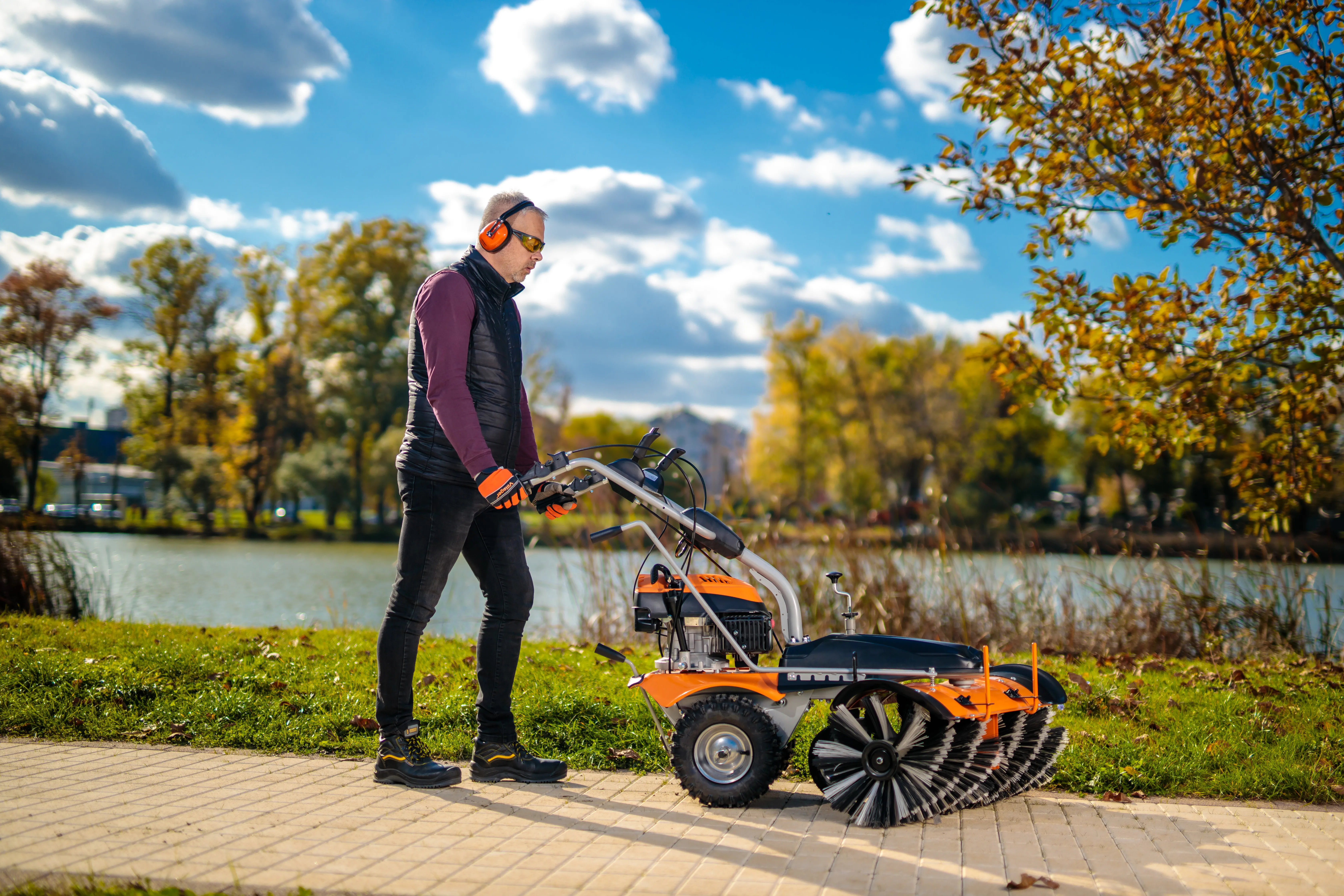 Aparat de curatare multifunctional Villager VSS 100