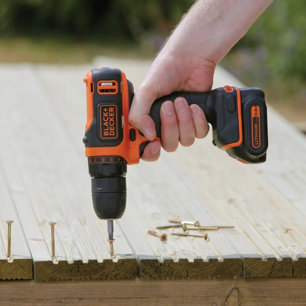Mașină de găurit și înșurubat Black+Decker BDCDD12B-QW