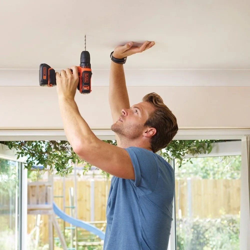 Mașină de găurit și înșurubat Black+Decker BDCDD12B-QW