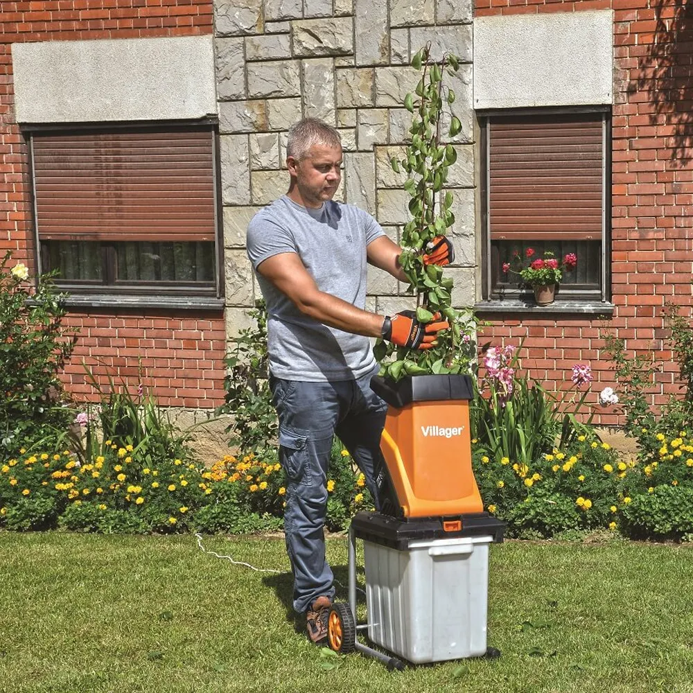 Tocator de crengi electric Villager VC 2500