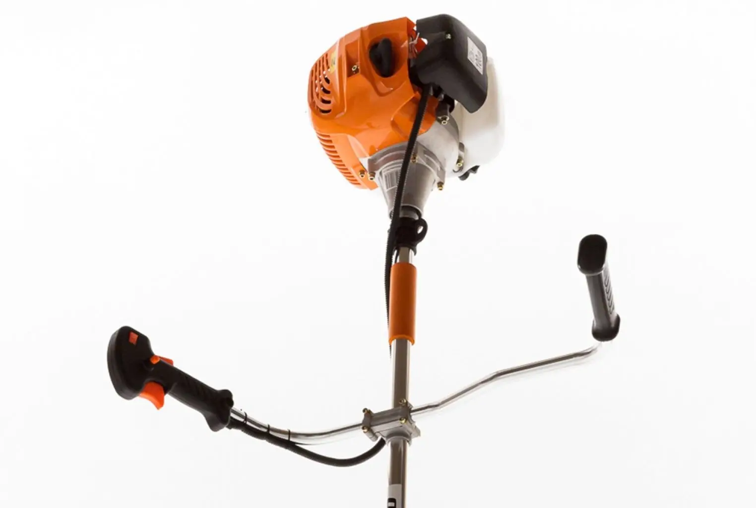 Motocoasa DAC 210