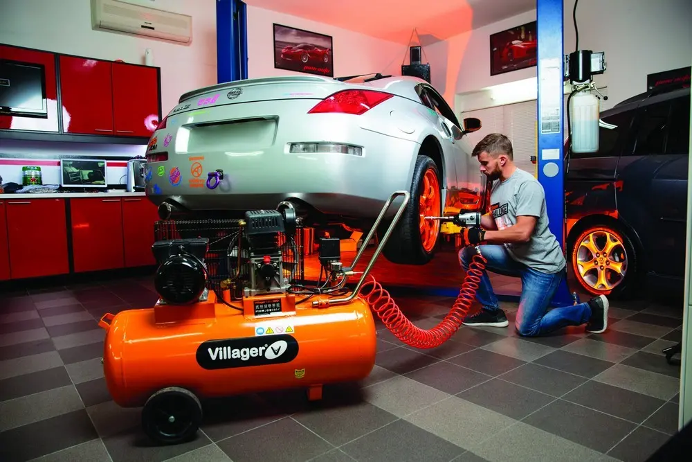 Compresor de aer Villager AB 200L/4 3000W