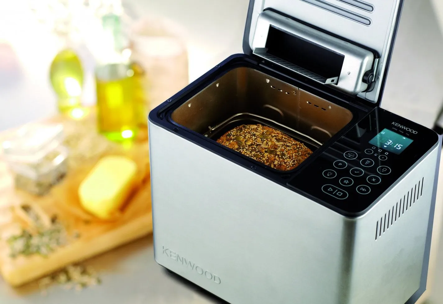 Mașină de pâine Kenwood BM450, Argintiu