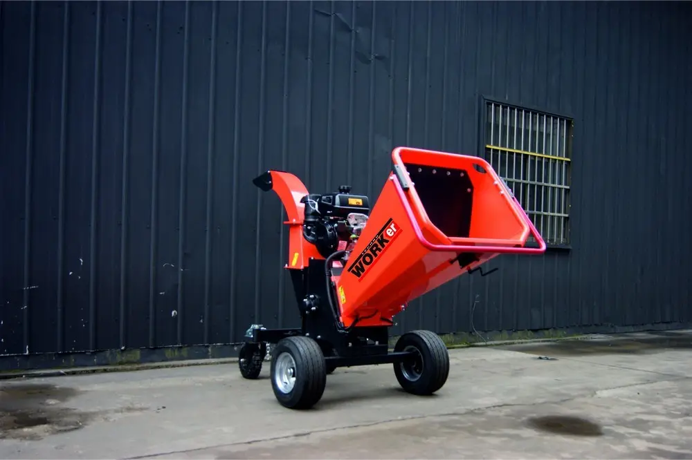 Tocator de crengi benzina TechnoWorker TC 15 B PRO