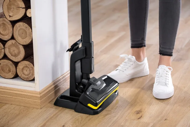 Aspirator Vertical Karcher VC 4S Cordless, Galben | Negru