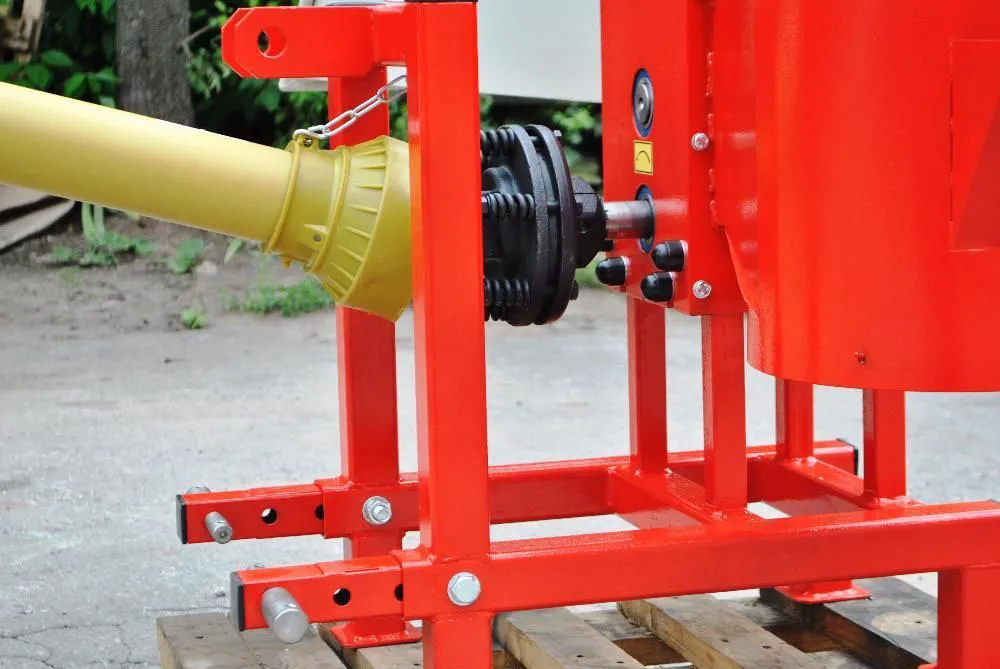 Tocator de crengi la tractor Arpal AM-80TR