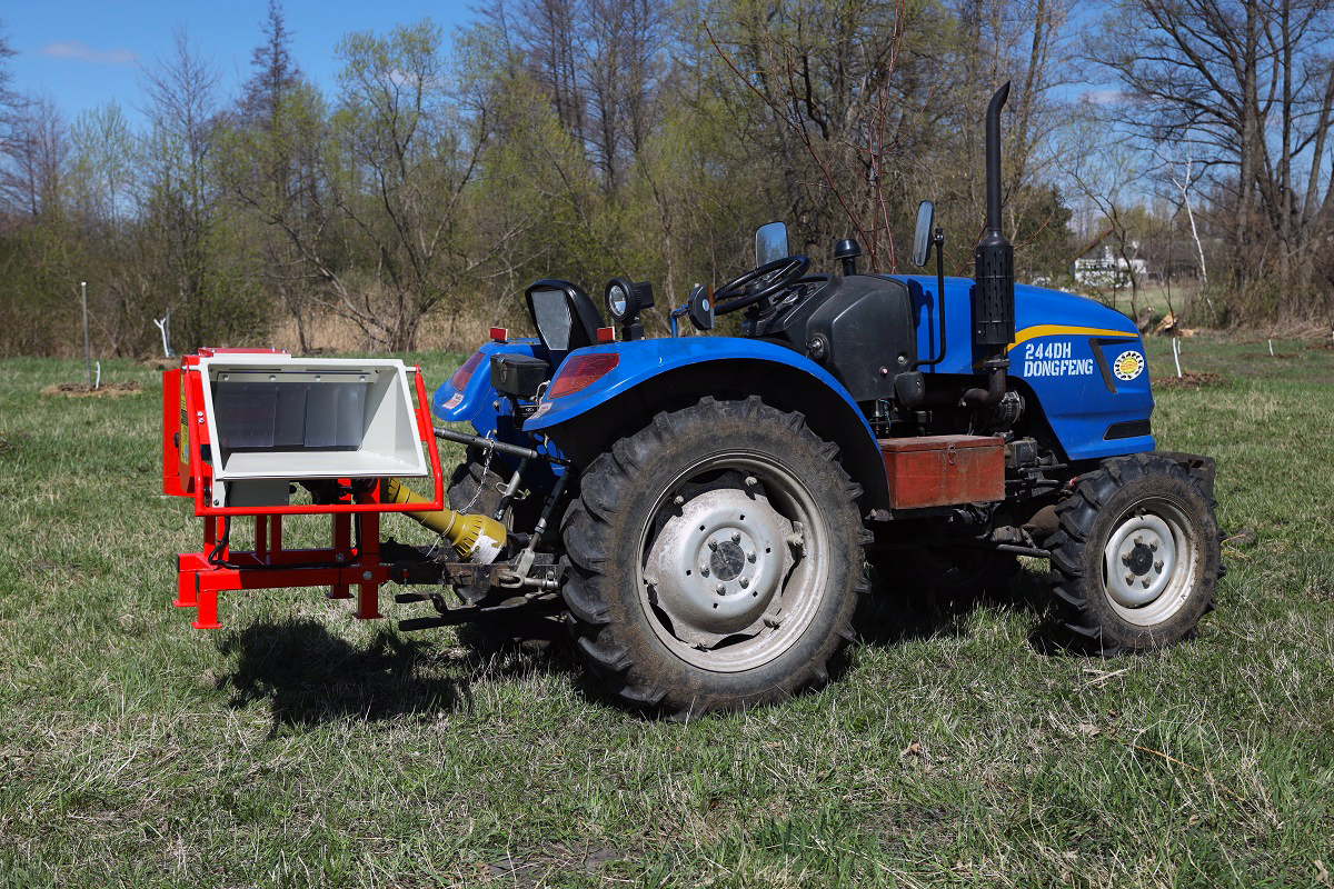 Tocator de crengi la tractor Arpal AM-80TR