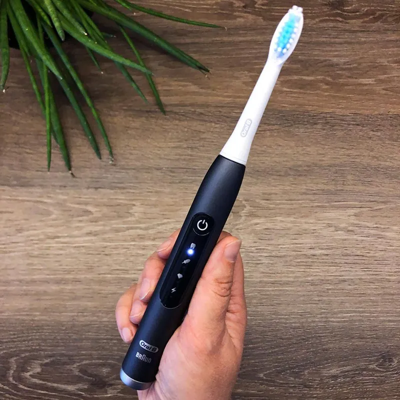 Periuță de dinți electrică Oral-B S411.526.3X, Negru mat