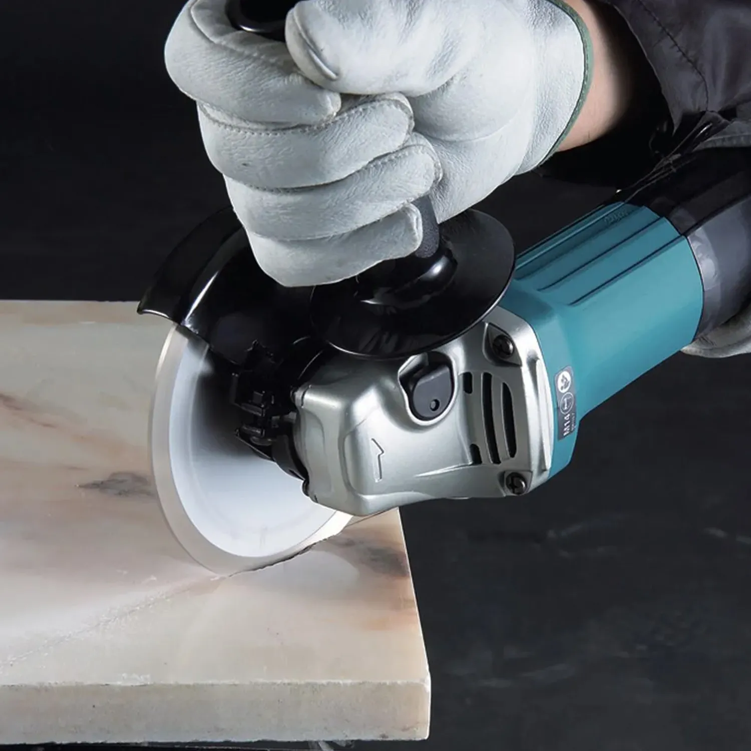 Masina de slefuit unghiulara Makita GA5030R 720W