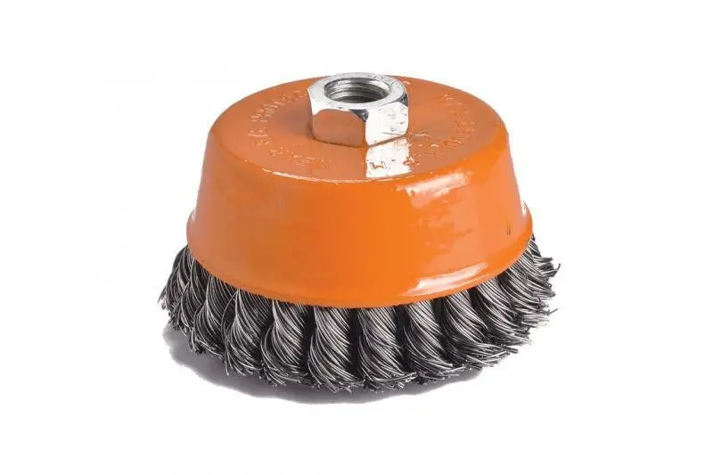 Perie cupa din sarma rasucita cu piulita Villager WBA 80KB