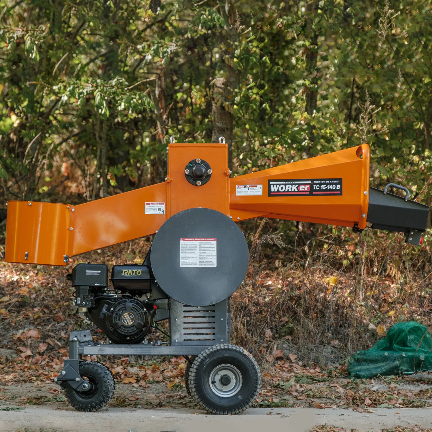 Tocator de crengi benzina TechnoWorker TC 15-140 B (Сu starter electric) 