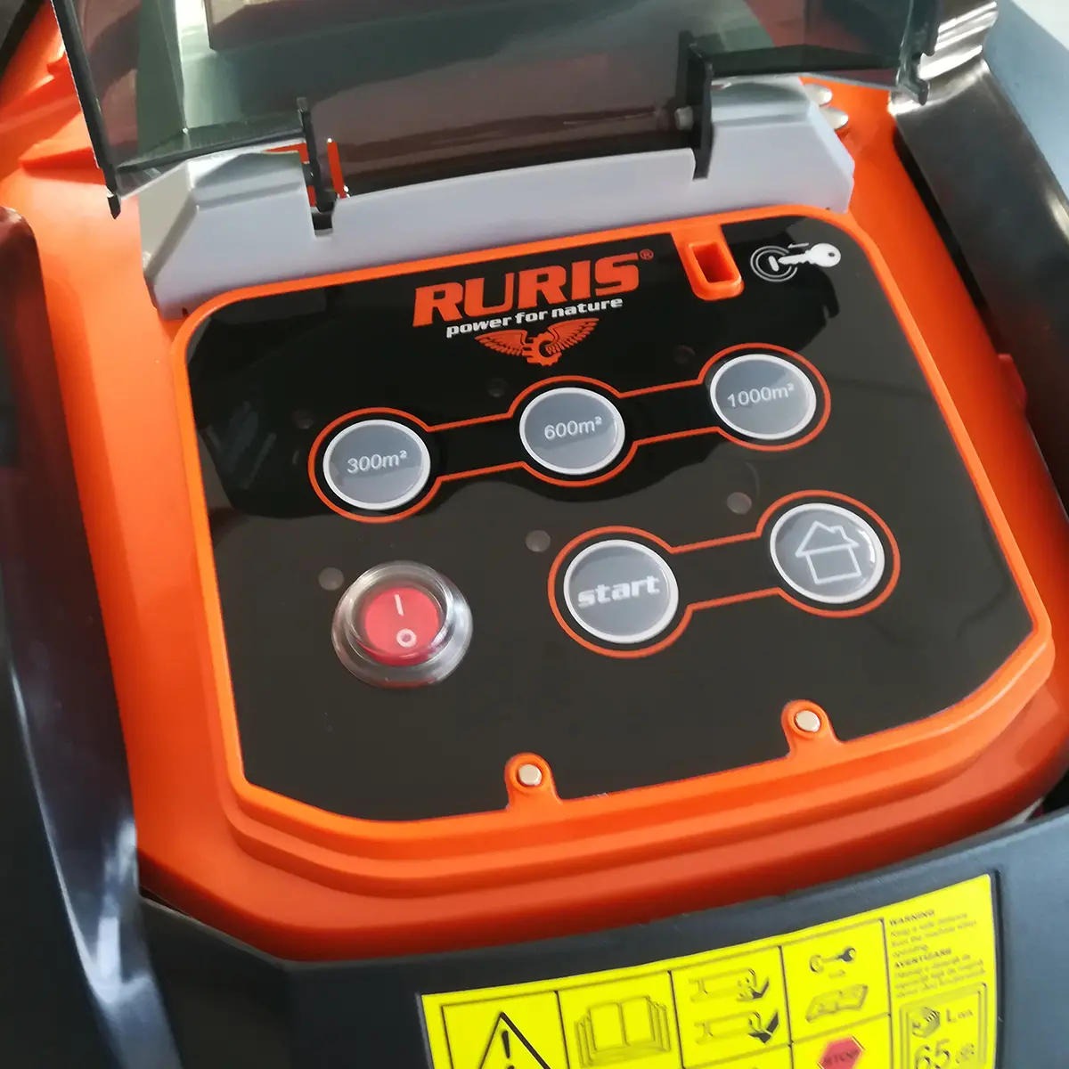 Robot automat de tuns gazon Ruris RXR600