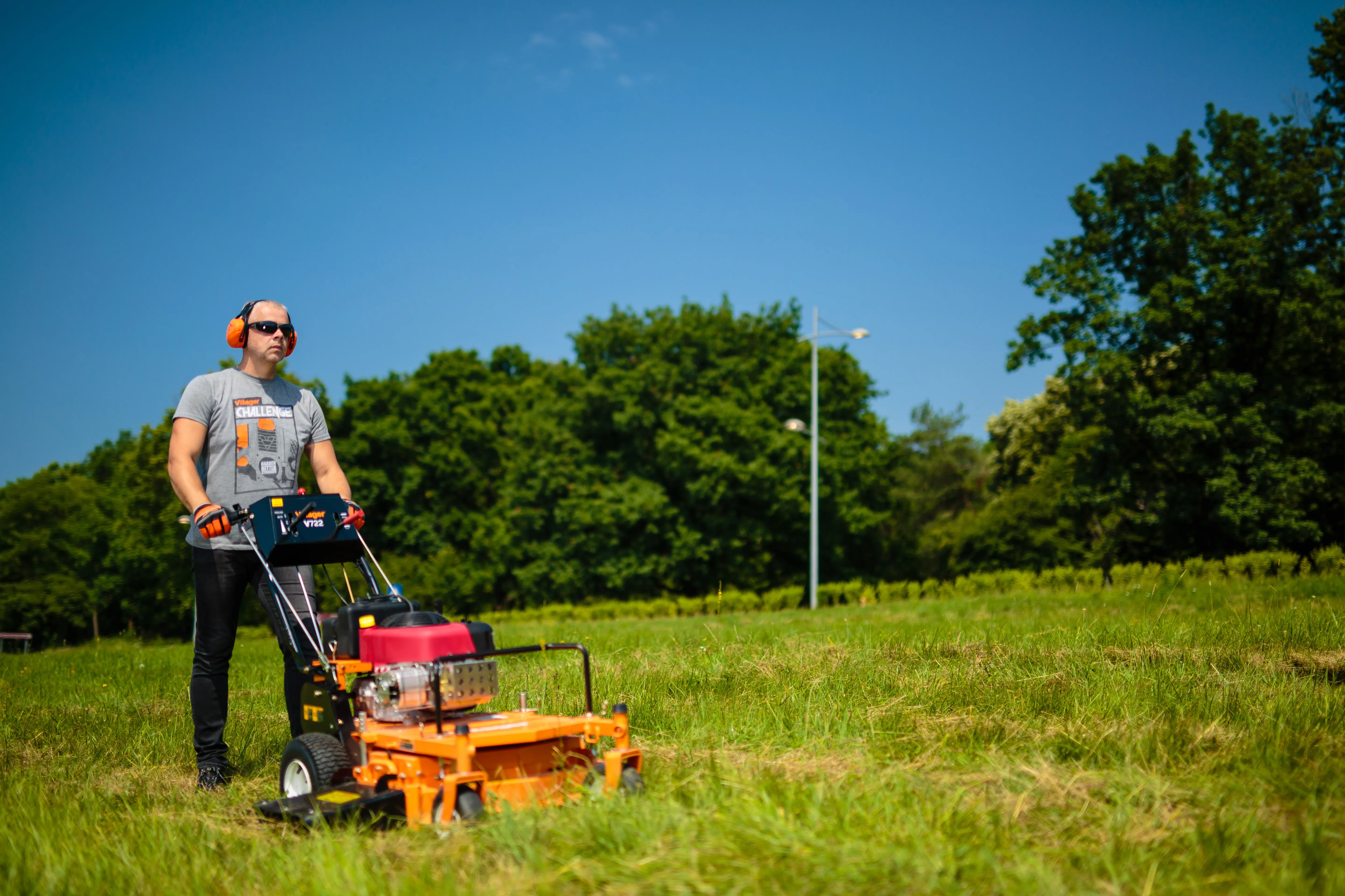 Masina de tuns iarba benzina Villager V722 PRO