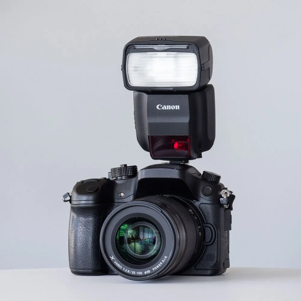 Bliţ Canon Speedlite 430EX III-RT