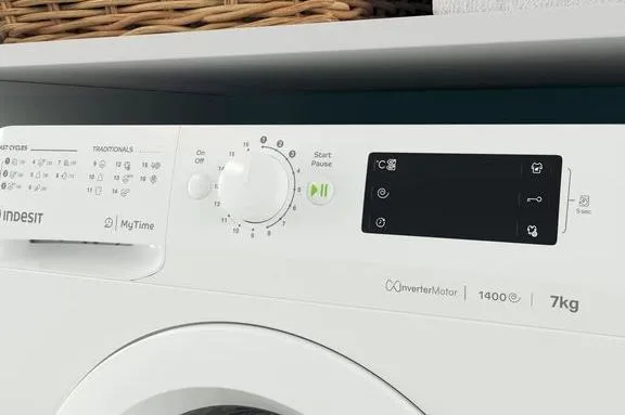 Mașină de spălat Indesit OMTWE 71483 W EU, 7kg, Alb