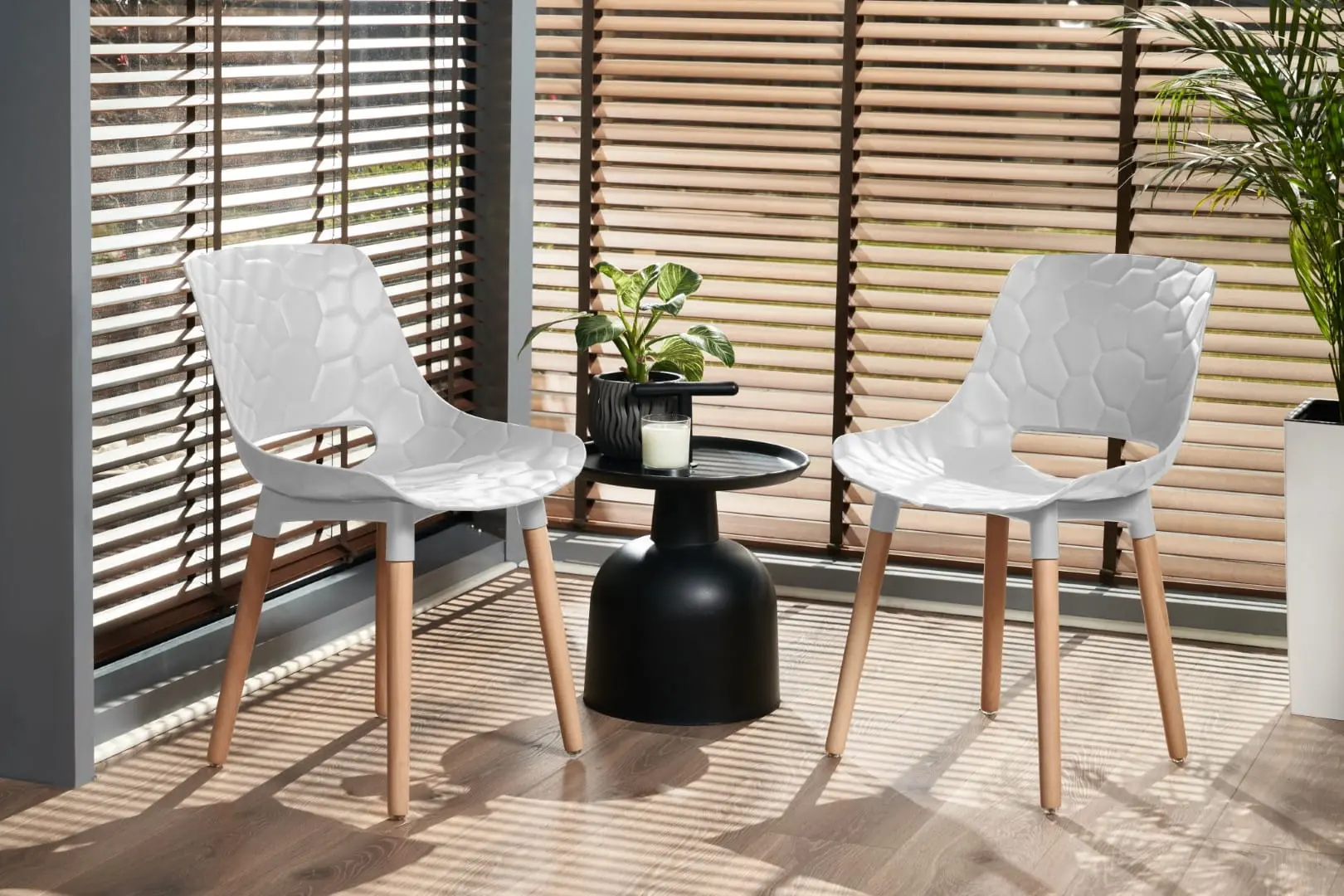 Scaun scandinav JUMI DAVIS (alb)