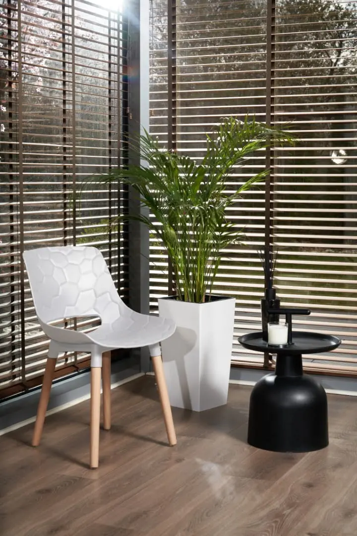 Scaun scandinav JUMI DAVIS (alb)