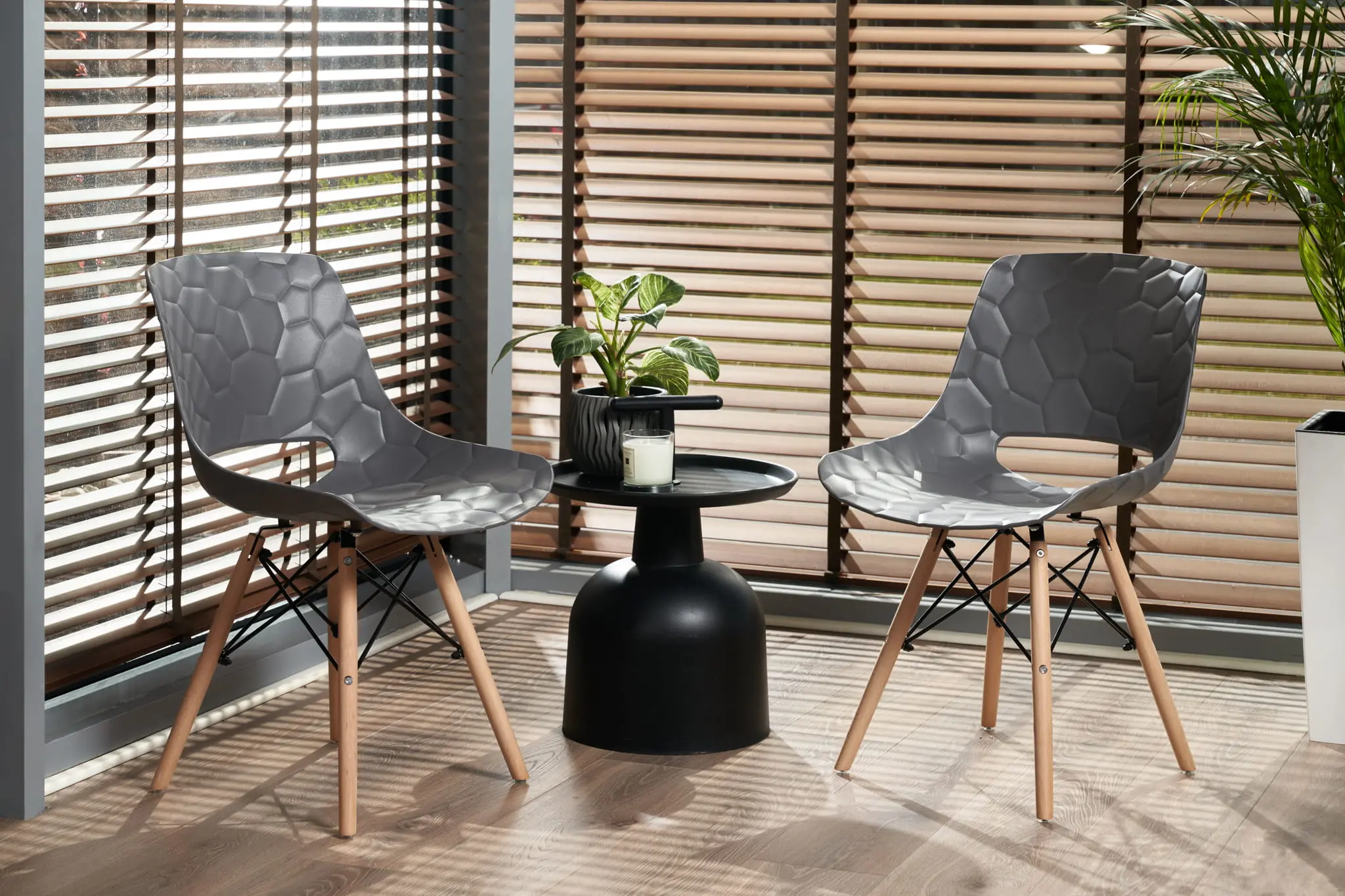 Scaun scandinav JUMI LARS (gri)